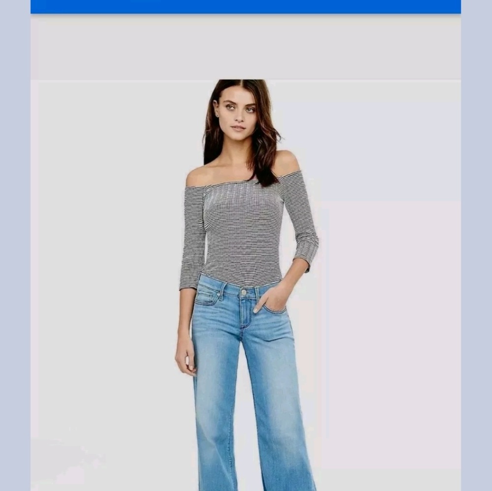 Express size zero released raw hem frayed jeans